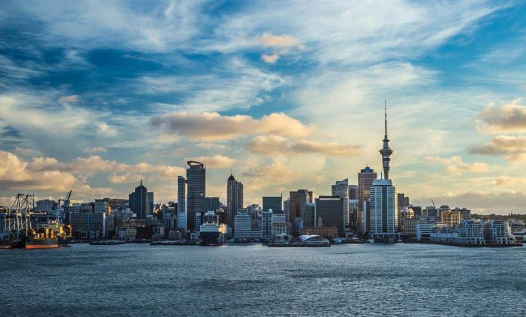 Học bổng Chính phủ New Zealand bậc Trung học (NZSS) 2026: 50% học phí & Danh sách 56 trường