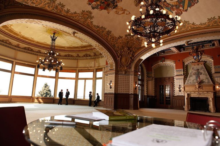 Học bổng du học Thụy Sĩ ngành Nhà hàng Khách sạn hổ trợ lên đến 44%