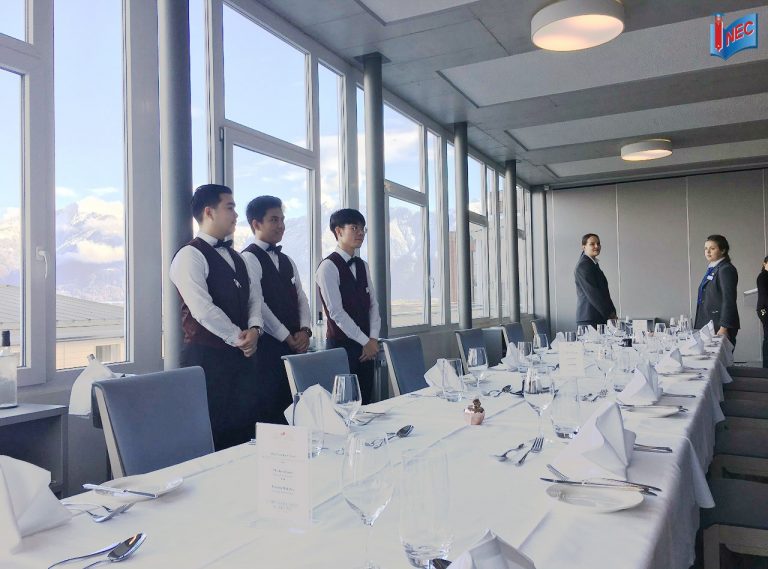 Tiết kiệm đến 50% học phí du học Thụy Sĩ tại 5 trường khách sạn SEG