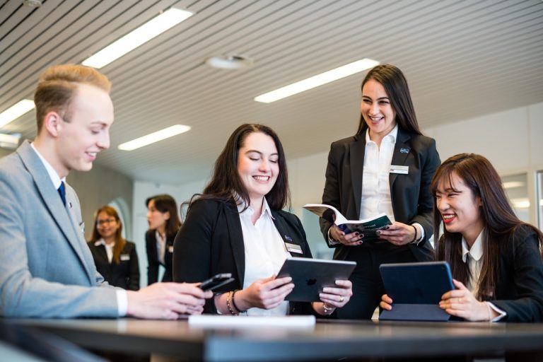 Lộ trình du học Thụy Sĩ dành cho học sinh Việt Nam sau khi tốt nghiệp THPT