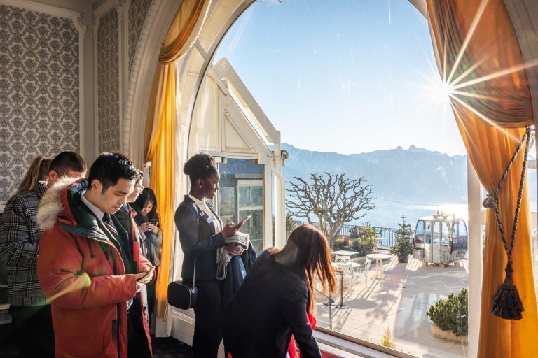 Du học Thụy Sĩ hậu Covid-19 với học bổng trị giá đến 1,1 tỉ đồng