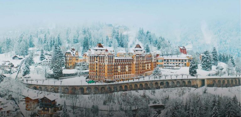 Tham quan khuôn viên tuyệt đẹp của Học viện SHMS tại Caux và Leysin