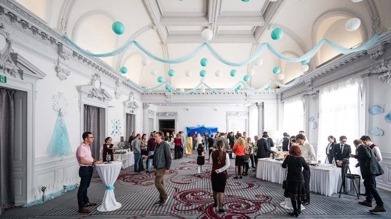 Cơ hội việc làm rộng mở của sinh viên Học viện SHMS