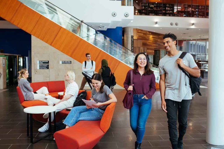 Hội thảo du học Úc – Vào đại học công lập top đầu với Navitas